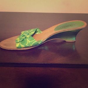 8.5 coach sandals in green